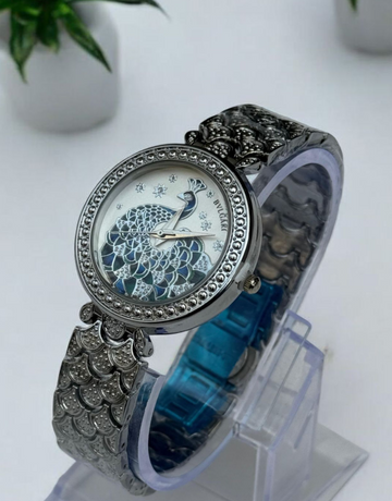 Bvlgari Ladies Watch – Stainless Steel with Peacock Engraved Dial