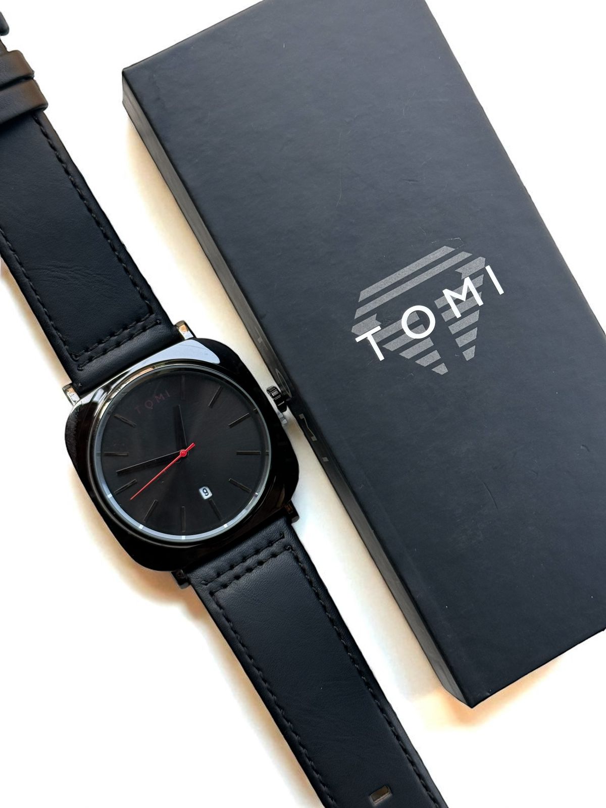 TOMI STRAPS Classic Watch - Premium Gift Box Set