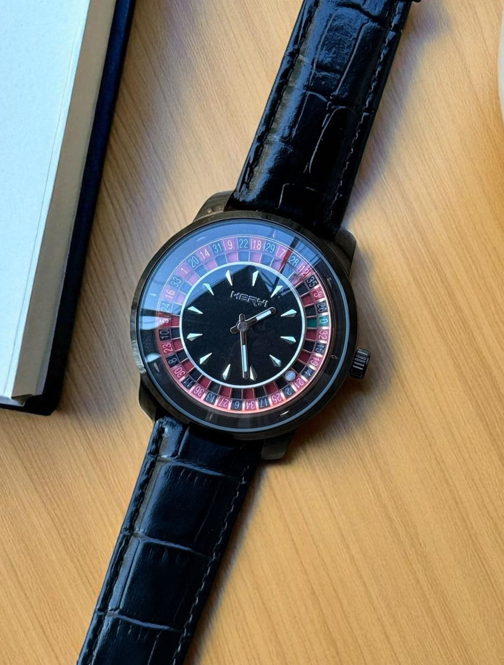 Heryi Analog Watch -  Quarz Movement